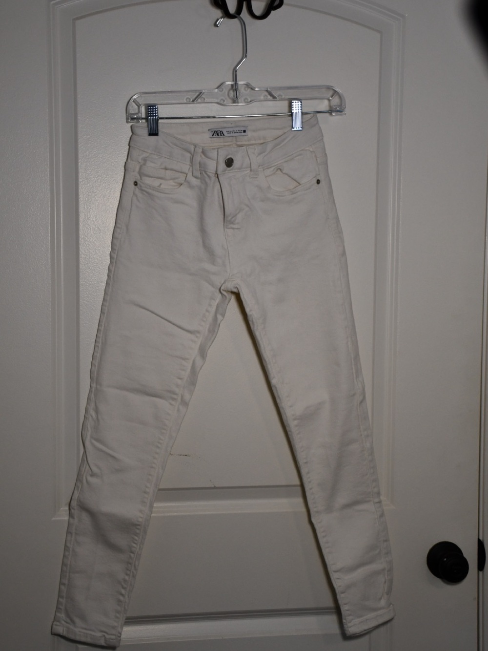 ZARA Cream High-Rise Skinny Jeans